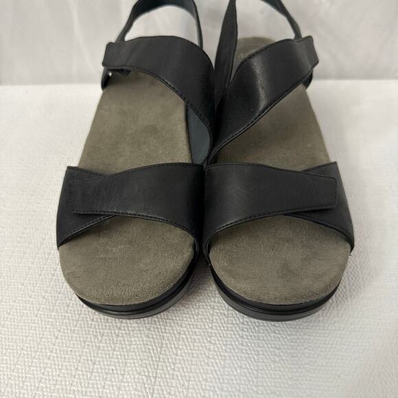 Dansko Sharla Sandals Womens Size 10 Black Leather Heel - Picture 2 of 12